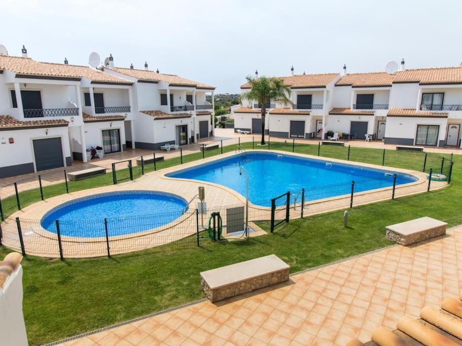 Villa Magnolia O House - Pool View & Privat Garden & Garage Albufeira Esterno foto