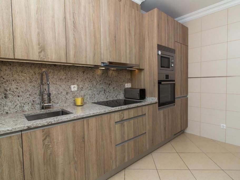 Villa Magnolia O House - Pool View & Privat Garden & Garage Albufeira Esterno foto